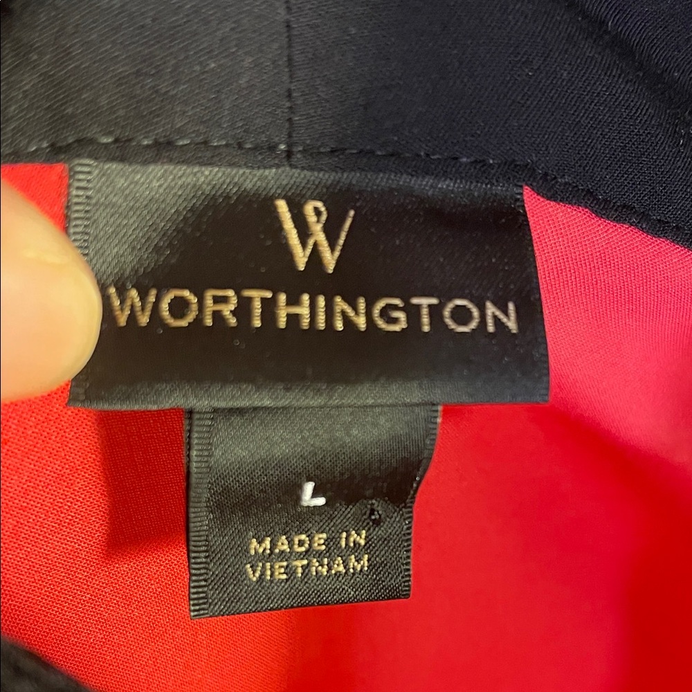 Worthington Elegant White Blouse with Black and Coral Trim - Picture 2 of 7